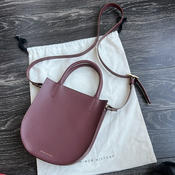 Minor History: The Arch II with dust bag - Picture 2 of 4